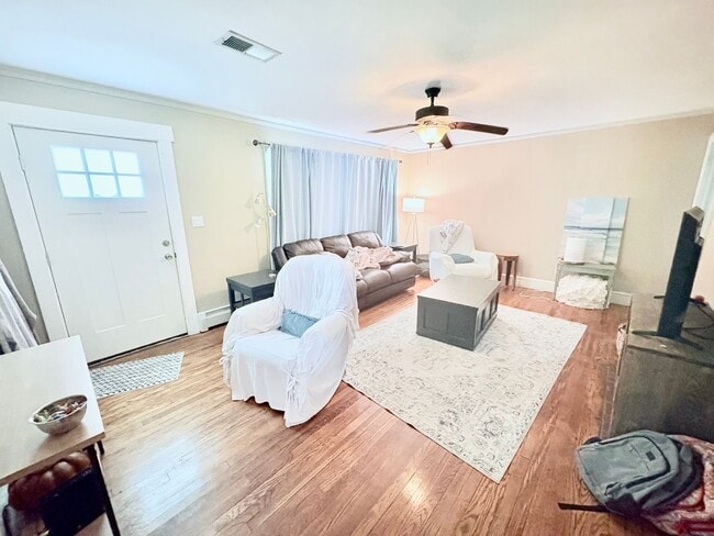 Photo - 266 Riggs Dr