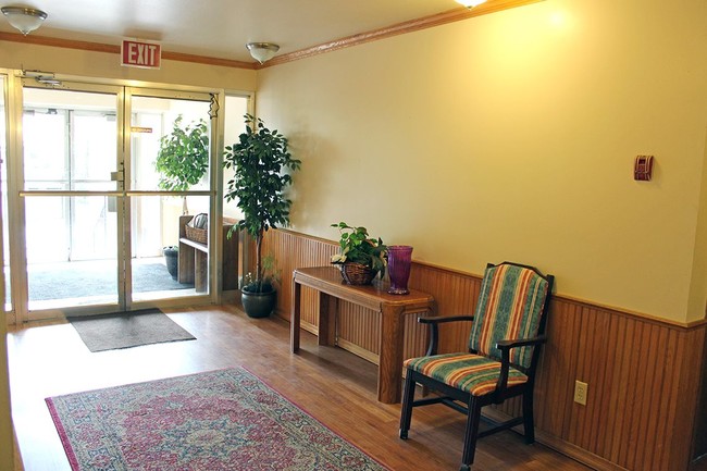 Photo - East Park Apartments