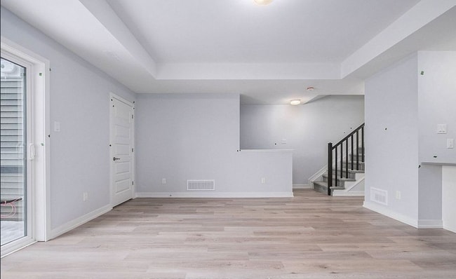 Building Photo - 225 David Lewis Pvt