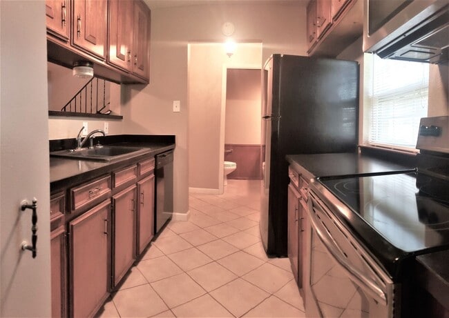Photo - 7604 Bridges Ave Unit 7604 Bridges Ave. Apt. B