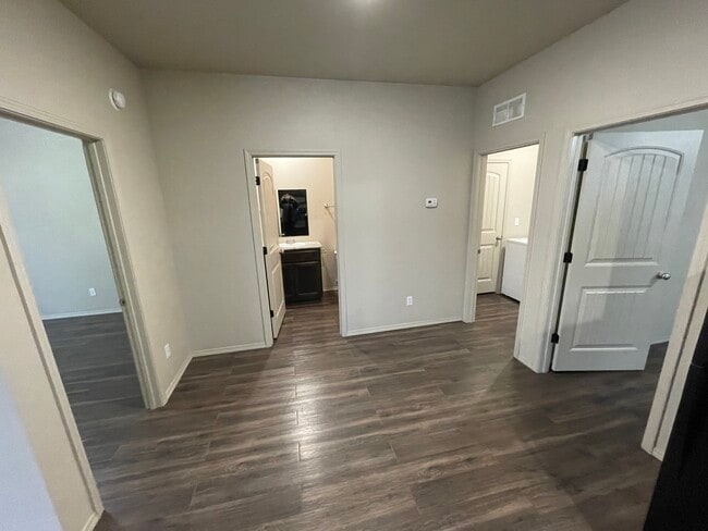 Photo - 3105 S Waterview Ln Unit 3105-16