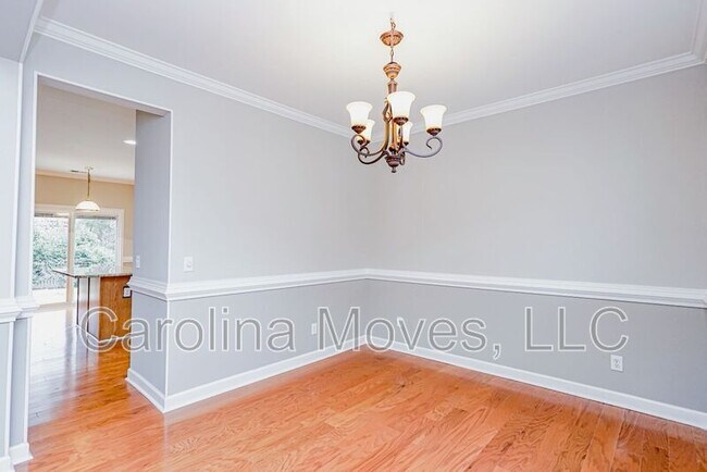 Photo - 119 N Orchard Farms Ave