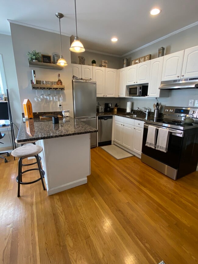 Photo - 188 Gold St Unidad 3