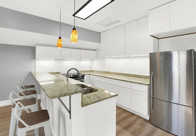 Photo - 523 Windsor St