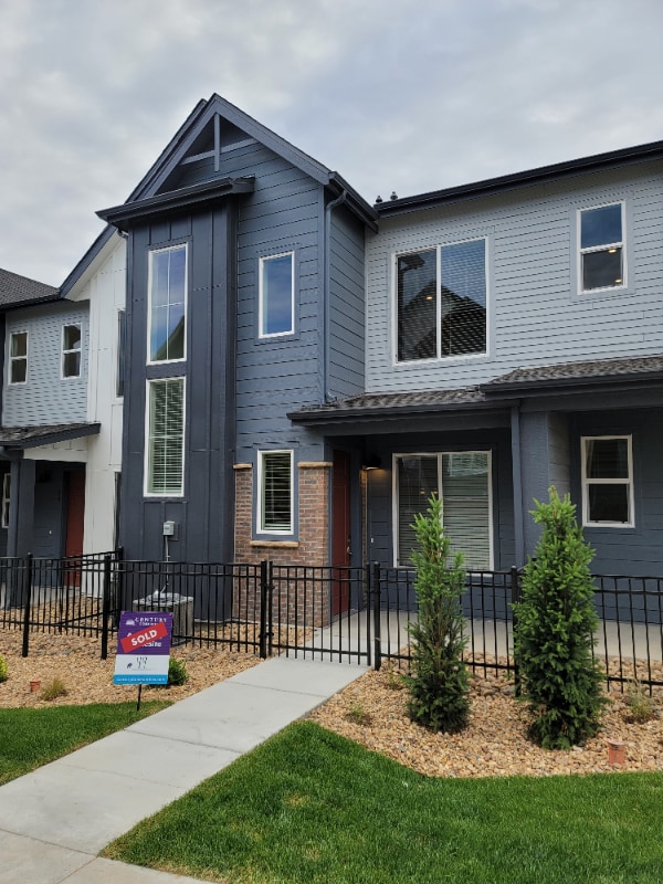 Building Photo - 463 Millwall Cir