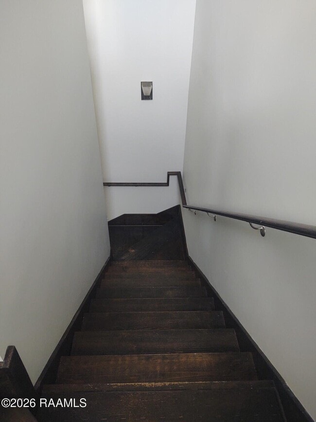 Photo - 206 Highland Oaks Ln