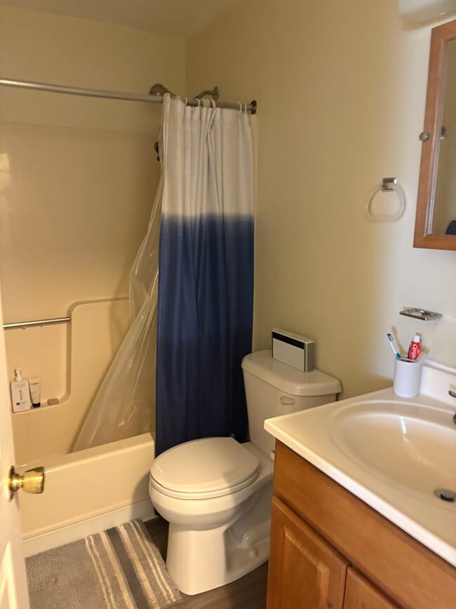 Photo - Central Village Unit J-22