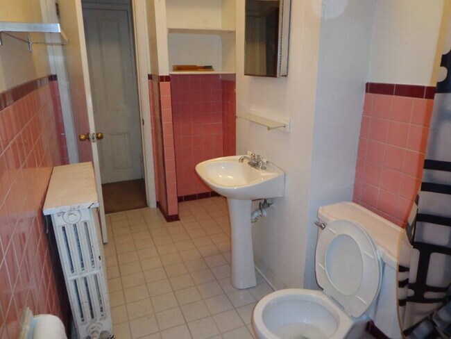 Photo - 2108 Sarah St Unit 2nd Floor