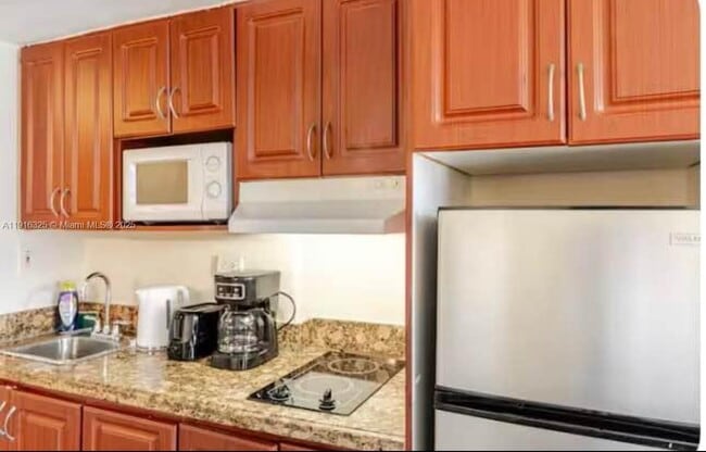 Photo - 19201 Collins Ave Unit 733