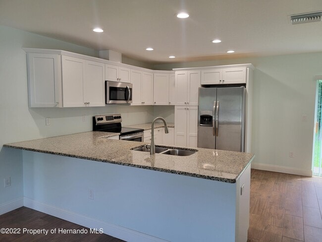 Photo - 1182 Hallcrest Ave