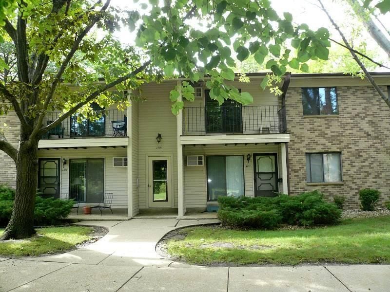 Photo - 1715 S Coachlight Dr Unit a