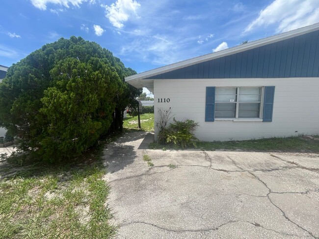 Building Photo - 1110 N Brunnell Pkwy Unit 1110 Brunnell