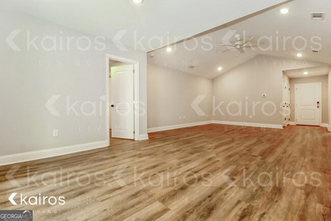 Photo - 153 Cottage Grove Rd