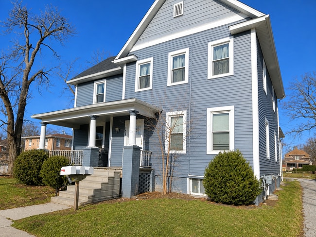 Photo - 121 N Granger St Unit 1