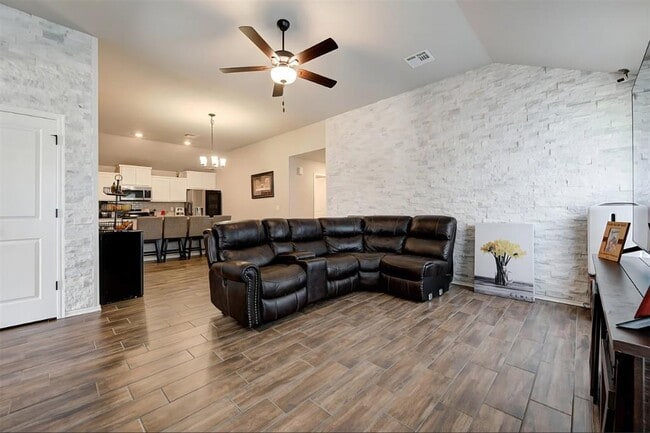 Photo - 11652 SW 12th St