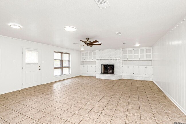 11444 St Lawrence Dr