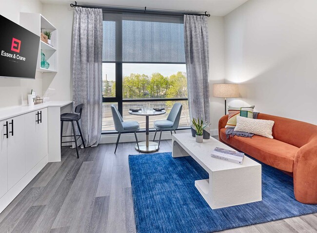 Photo - Essex and Crane