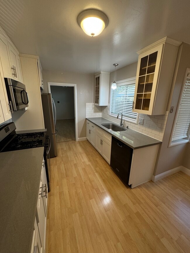 Photo - 1927 5th Ave Unit 1927 5th Ave