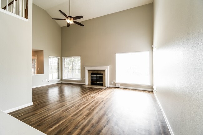 Photo - 5306 Spring Branch Dr