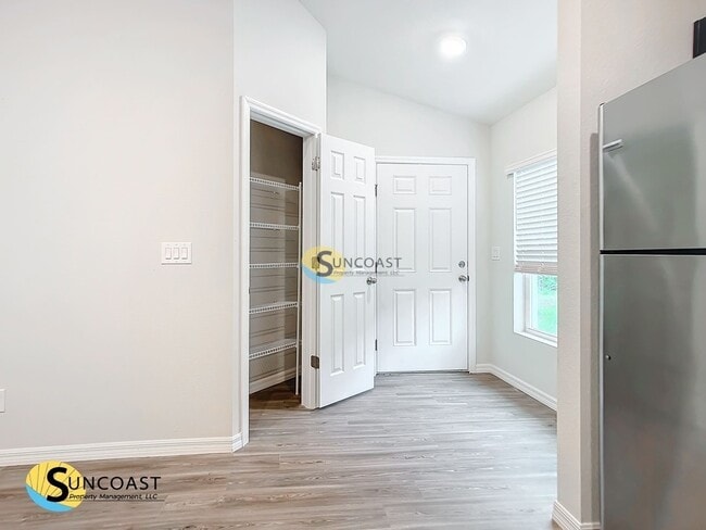 Photo - 179 Lomond Dr