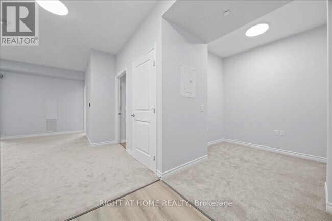 Photo - 1350 Hemlock Rd Unit 306