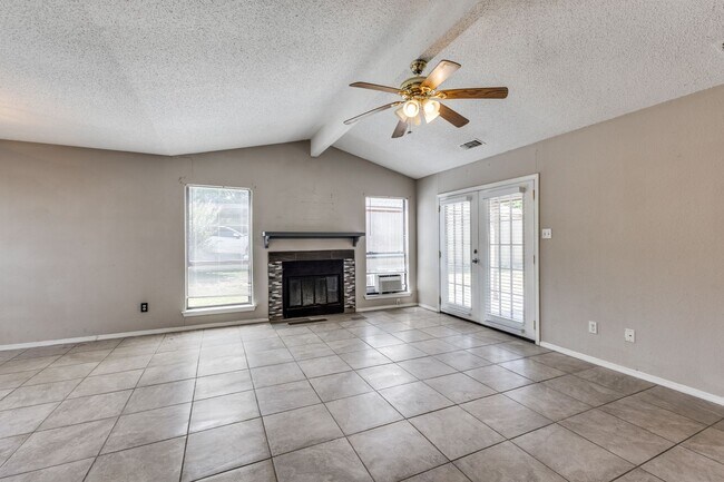 Photo - 8602 Skyview Rd