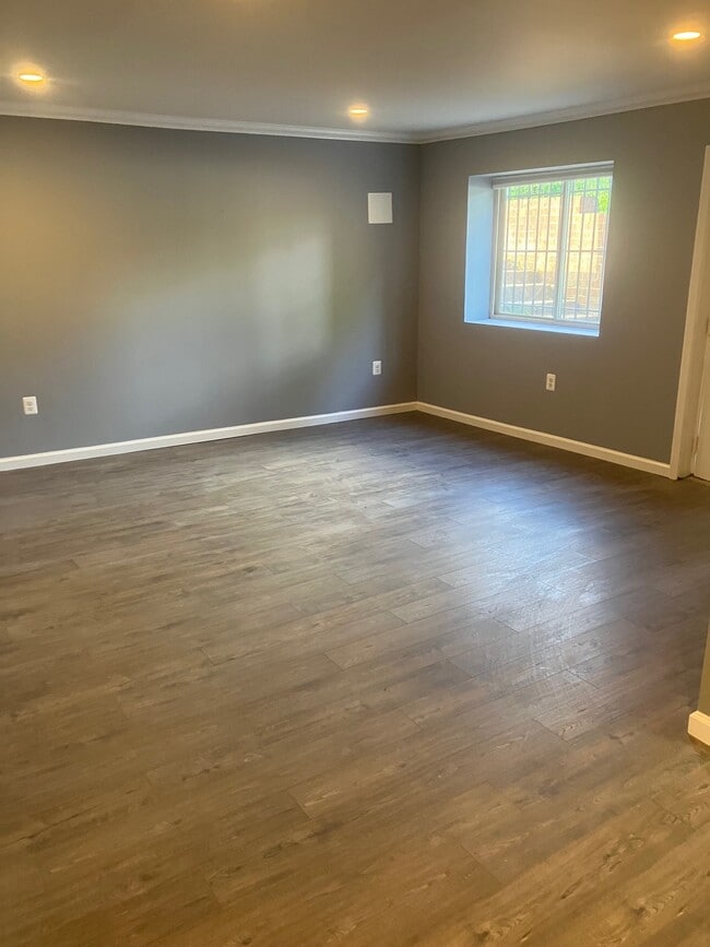 Photo - 3103 Southern Ave Unit T1