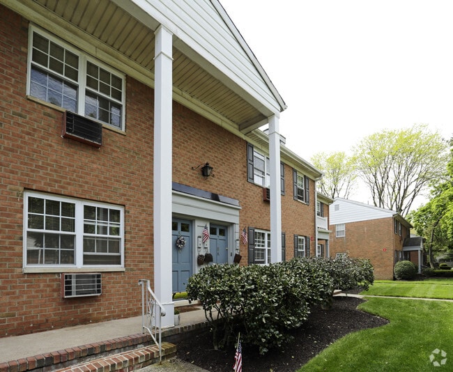 Park Lane Apartments For Rent in Little Falls, NJ
