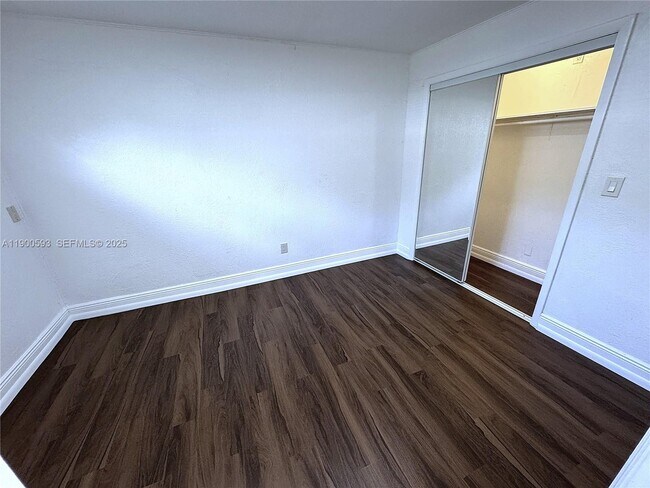 Photo - 1025 NW 7th Ave Unidad B