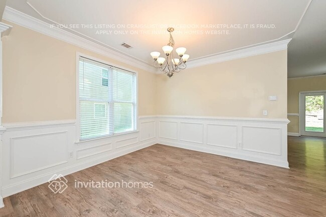 Photo - 2116 Leafmore Ct SE
