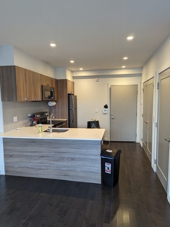 Building Photo - 3383 Washington St Unit 404