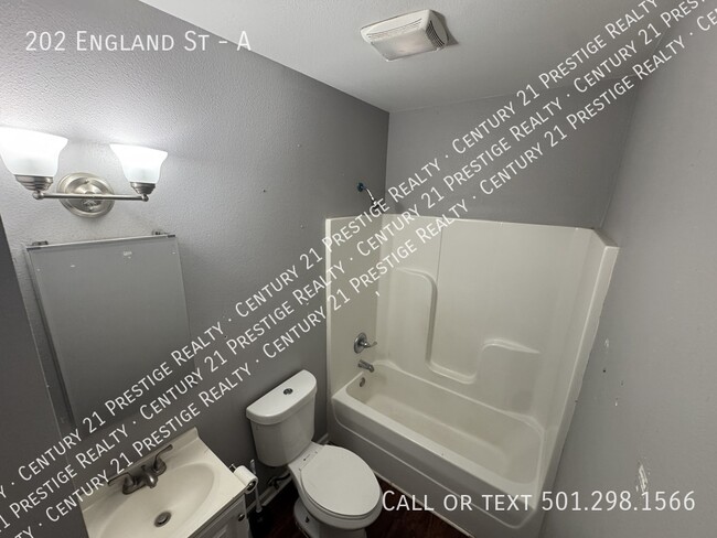Photo - 202 England St Unidad A