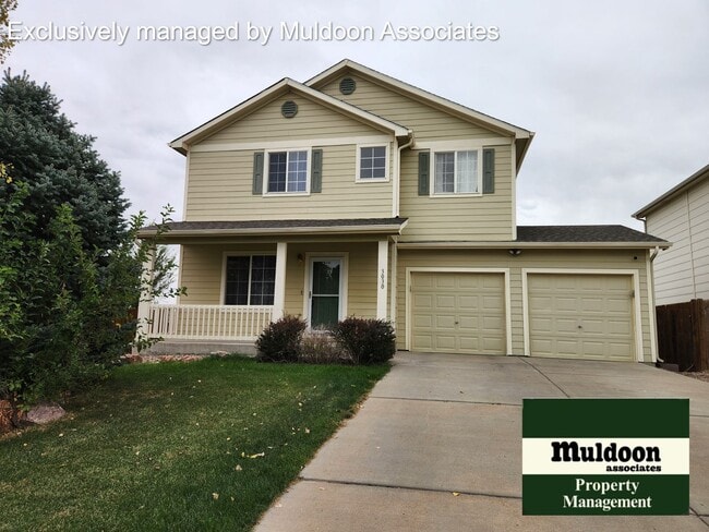 Building Photo - Great 2 story 3 bed 2.5 bath centrally loc... Rental