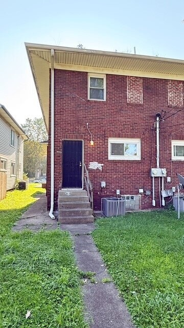Photo - 33RD & COLLEGE AREA - 3 BEDROOM 2 BATH HALF DUPLEX AVAILABLE NOW!
