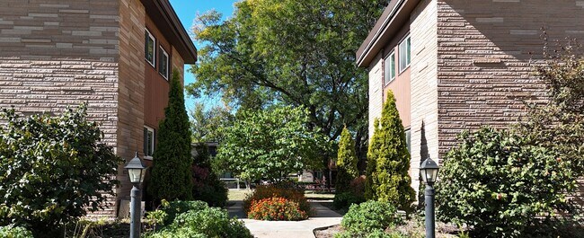 Photo - Faircrest Apartments