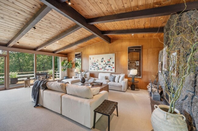 Photo - 45 Beverly Terrace