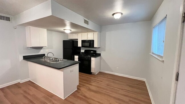Photo - 2301 Ohlen Rd