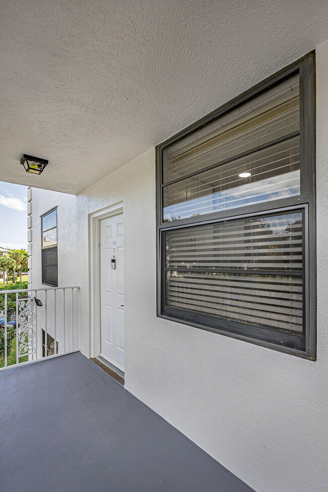 Photo - 3630 Whitehall Dr Unit 301