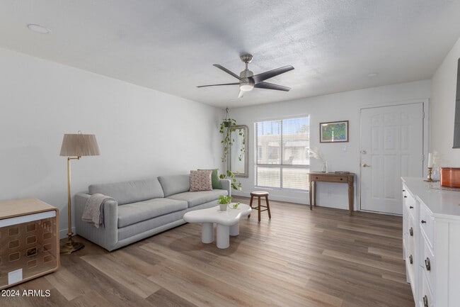 Photo - 8241 N Central Ave