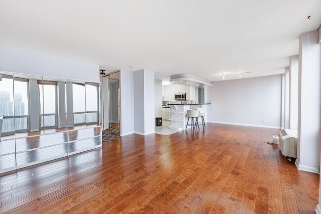 Photo - 111 E Chestnut St Unit 40D