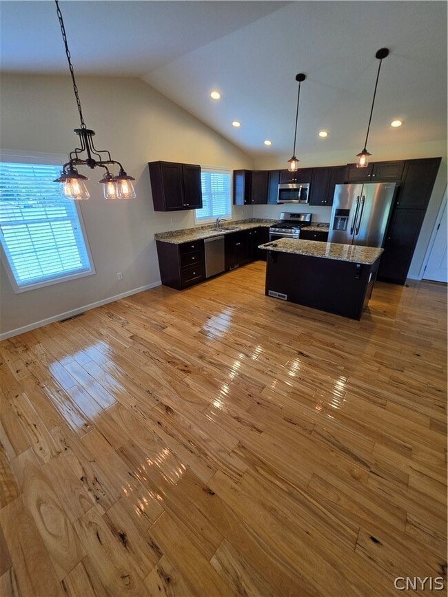 Photo - 16653 E Main St