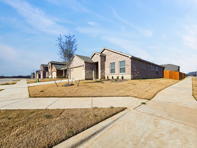 Building Photo - Brand New 4BR 3BA Home w/ Quartz Kitchen • 2-Car Garage • Fenced Yard in Elizabeth Creek