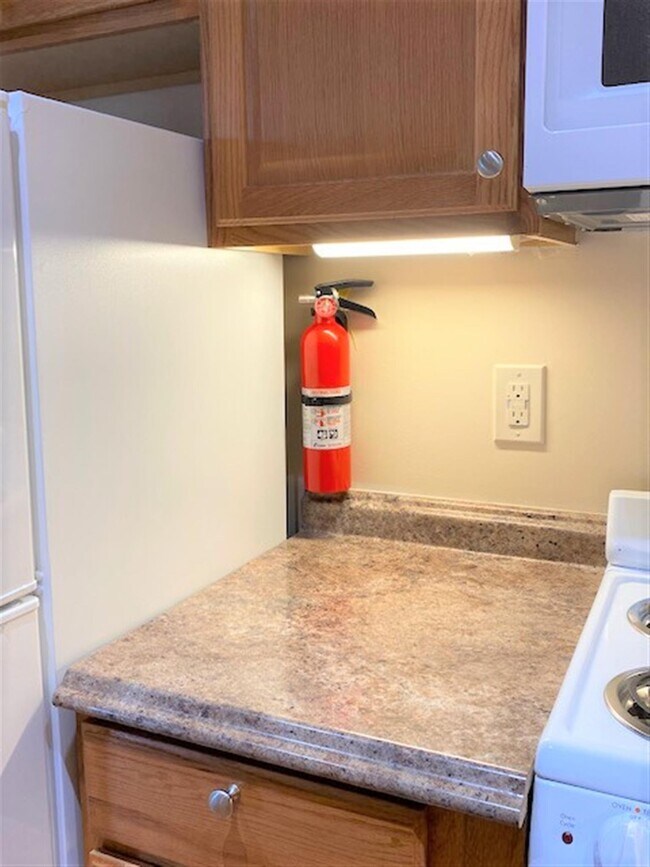 Photo - 910 Massachusetts Ave Unit 1