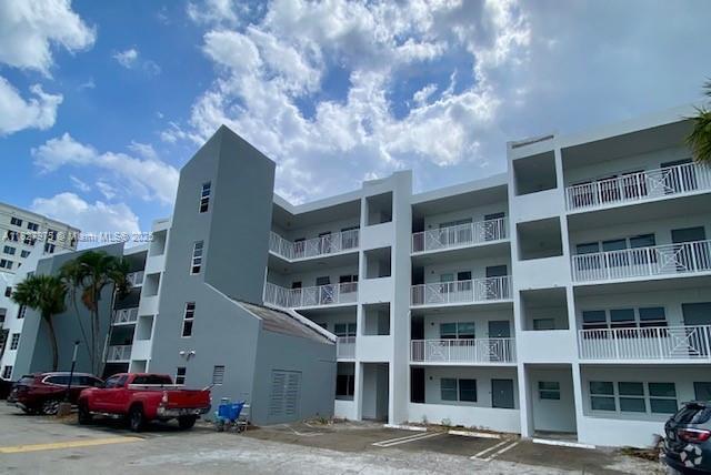 Building Photo - 2860 NE 14th Street Causeway Unit 204D Rental