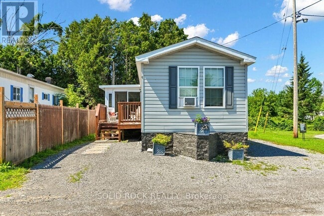 Photo - 3535 St Joseph Blvd