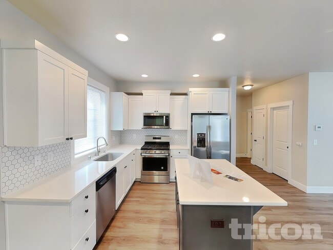 Photo - 1307 NE 70th St