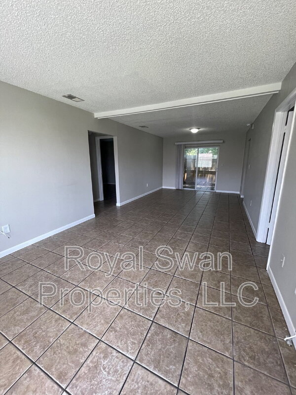 Photo - 188 Rebecca Ln