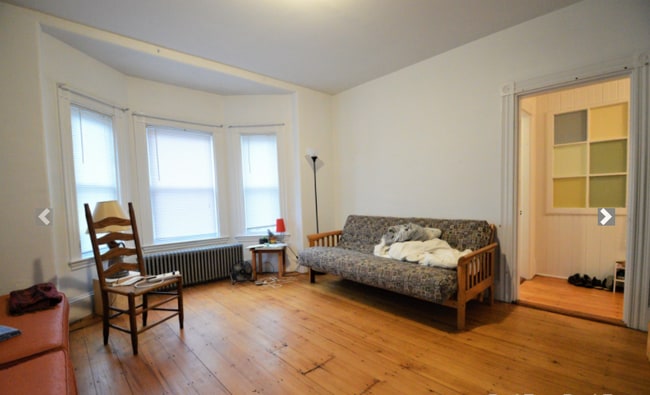 Photo - 51 Custer St