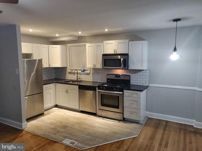Photo - 3600 Genesee Pl Unit 2ND FLOOR