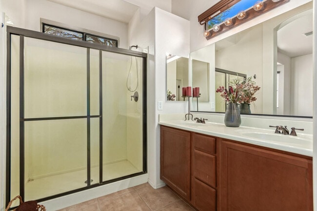 Photo - 6850 E Pearl St